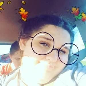 Meet your Posher, Hailey